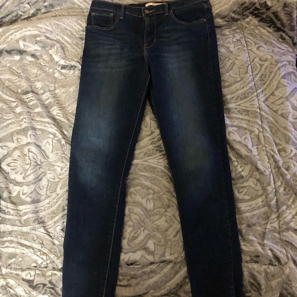 Levi’s - Picture 5 of 6